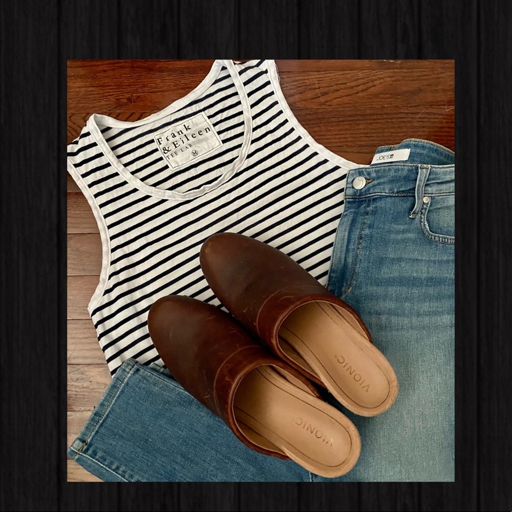 Vionic Clogs
